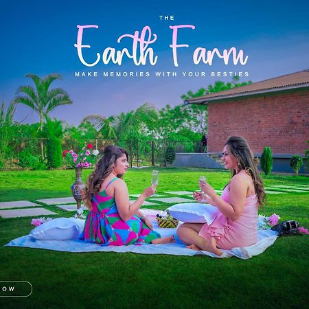 The Earth Farm Villa Nashik Eksteriør billede