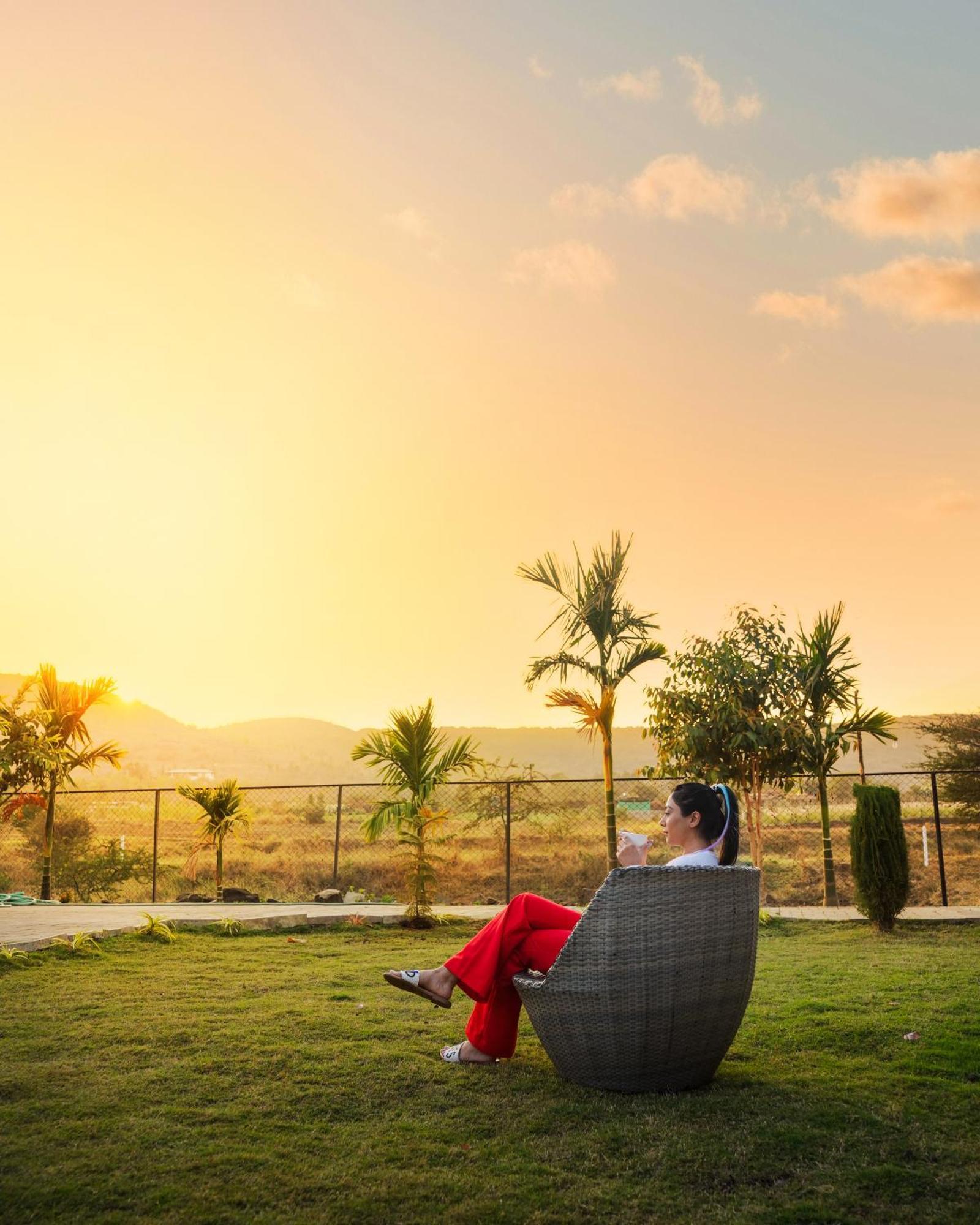 The Earth Farm Villa Nashik Eksteriør billede